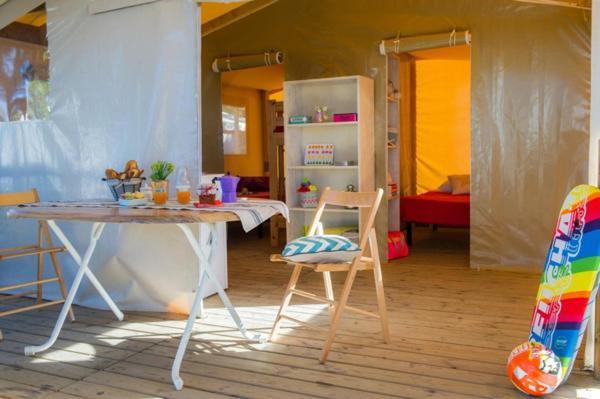 Eurocamp Tents At Campsite Polari Rovinj Kültér fotó
